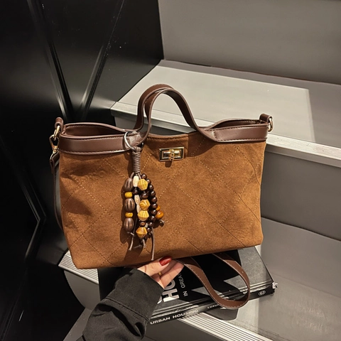 Women Vintage Suede Tote Bag Quilted Handbag With Wooden Bead Tassel Leopard Print Shoulder Crossbody Bag Turn Lock