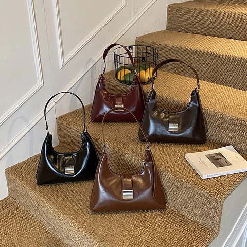 Bolso De Hombro Vintage De Cuero PU Brillante Correa Ajustable Hebilla Plateada Bolso De Mano Hobo Minimalista Para Mujer
