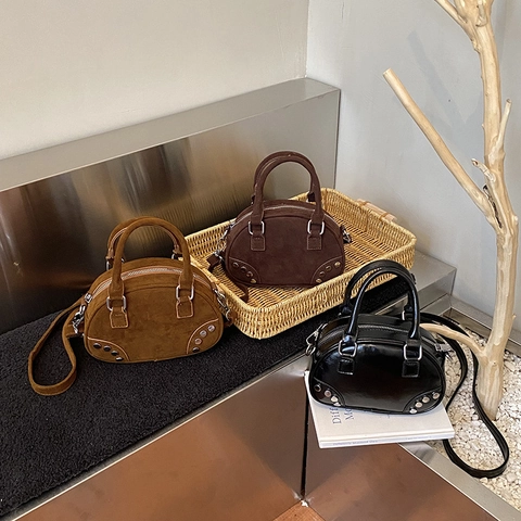 Vintage Nieten Umhängetasche PU Leder Wildleder Textur Bowling Handtasche Retro Punk Umhängetasche Für Frauen
