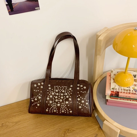Women Studded Rivet Shoulder Bag PU Leather Underarm Tote Retro Punk Style Large Capacity Solid Color Handbag