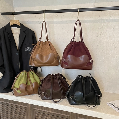 Zaino A Secchiello Chic In Similpelle Scamosciata E PU Patchwork Da Donna Borsa A Tracolla Retrò Con Coulisse E Cuore
