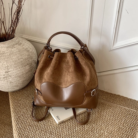 Zaino A Secchiello Chic In Similpelle Scamosciata E PU Patchwork Da Donna Borsa A Tracolla Retrò Con Coulisse E Cuore