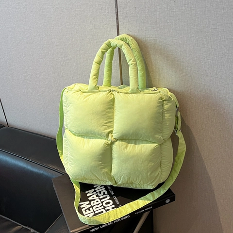Sac à Bandoulière Matelassé Puffer Mode pour Femme Couleur Unie Tissu Oxford Sac Cabas Bouffant Grande Capacité Sac à Bandoulière Décontracté