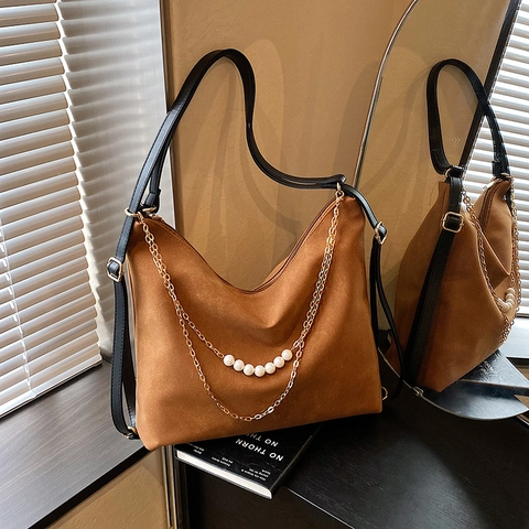 Women Large Capacity Hobo Bag PU Frosted Suede Texture With Artificial Pearl And Gold Chain Commuting Shoulder Handbag Retro