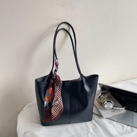 Damen PU Leder Tote Bag Große Kapazität Schultertasche Mit Schal Dekoration Und Innentasche Retro Urban Einfach