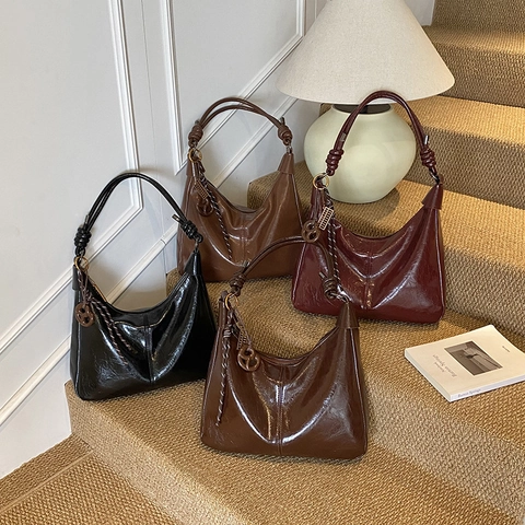 Sac Hobo En Cuir PU Brillant Grande Capacité Sac À Main Rétro Avec Bandoulière À Nœud Pour Femmes