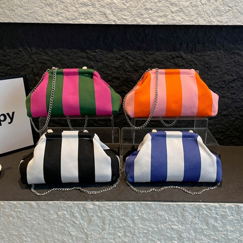 Bolso Nube De Punto A Rayas Bolso De Mano Color Contrastado Con Cadena De Metal Plateado Retro Versátil Mujeres