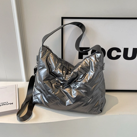 Sac À Épaule Matelassé Métallique Grande Capacité Fourre-Tout Chic Sac À Bandoulière Pour Femmes Style Hivernal Tendance