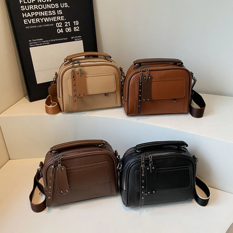 Women Retro Pebbled PU Leather Crossbody Bag With Wide Strap Rivet Decor Handbag Commute Small Square Bag