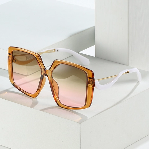 Large Square Frame Sunglasses Women Vintage Gradient Lens UV400 Protection Metal Plastic Frame Colorful Shades Retro