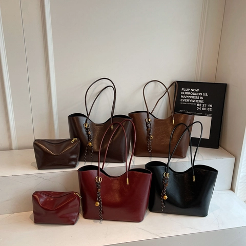 Sac Cabas Rétro En Simili Cuir Grande Capacité Sac À Main Bandoulière Urbain Simple Avec Petite Pochette Et Pendentif Cloche Femmes