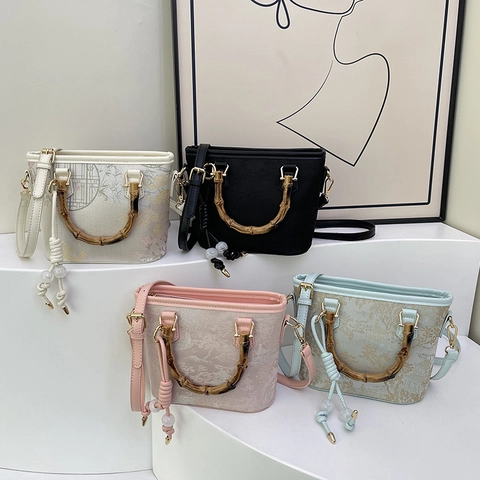 Sac Seau Rétro Avec Poignée En Bambou Sac À Main Bandoulière En Tissu Brodé Pour Femmes Style Soirée Oriental