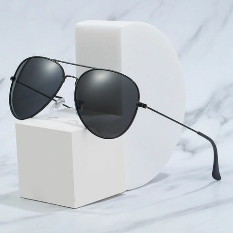 Aviator Zonnebril Gepolariseerd UV400 Bescherming Metalen Frame TAC Lenzen Klassieke Vintage Mode Unisex