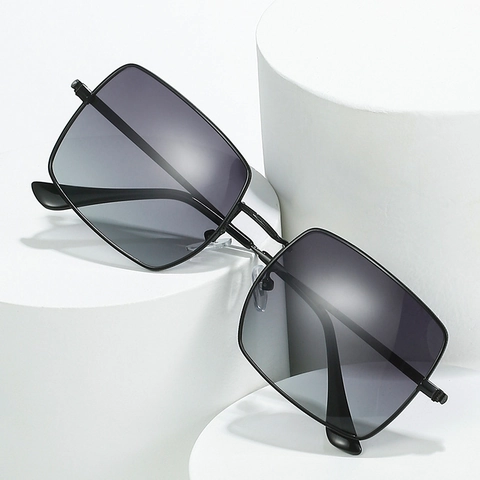 Oversized Square Sunglasses Metal Frame UV400 Protection Gradient TAC Lenses Fashion Eyewear For Men Women