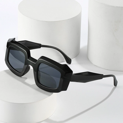 Square Sunglasses Fashion PC Geometric Faceted Frame Candy Color UV400 Protection Trendy Eyewear Women Men Retro Style