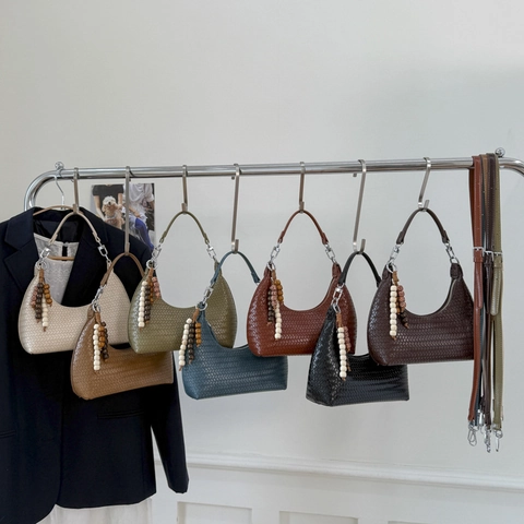 Woven Hobo Crossbody Bag PU Leather Vintage Half Moon Shoulder Bag With Wooden Bead Charm Urban Simple Women