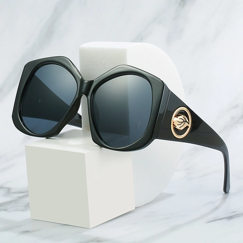 Oversize Polygon Sonnenbrille Damen Mode Geometrische Raute UV400 Schutz Mit Metallblatt Dekor