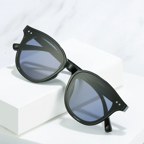 Vintage Round Sunglasses For Men Women PC Frame Fashion UV400 Protection Retro Rice Nail Rivet Sun Glasses Decorative Eyewear