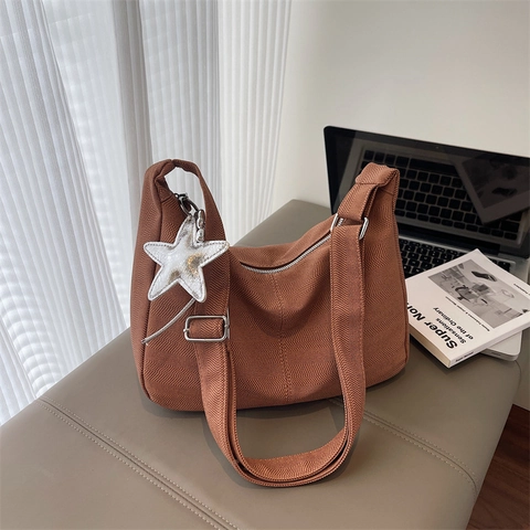 Grand Sac Hobo En Toile Tissée Sac À Bandoulière Avec Pendentif Étoile Motif À Chevrons Style Décontracté Pour Femme