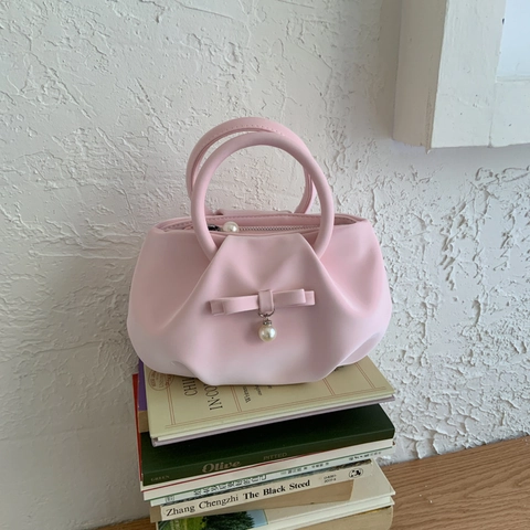 Pleated Shoulder Bag PU Leather Bow Artificial Pearl Pendant Chain Strap Crossbody Handbag For Women Elegant Minimalist Cloud Shape