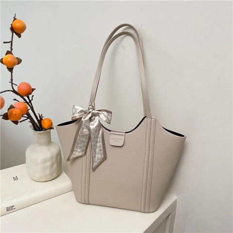 Damen Shopping-Tasche Große Kapazität Lychee-Muster PU-Leder Schultertasche Mit Satin-Schal Vintage Pendler Handtasche
