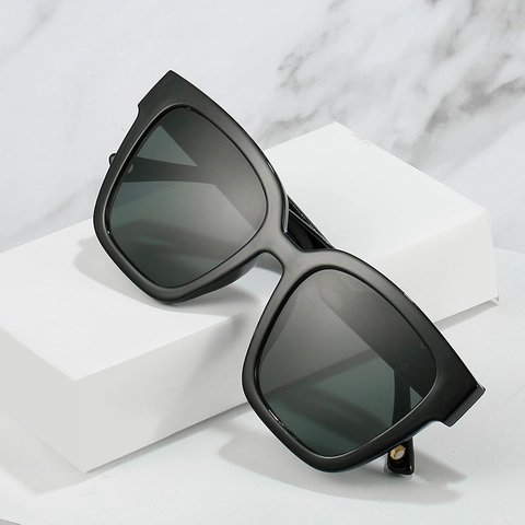 Mode Lunettes De Soleil Carrées Surdimensionnées Monture PC Protection UV400 Décor Métal Style Rétro Femmes Hommes