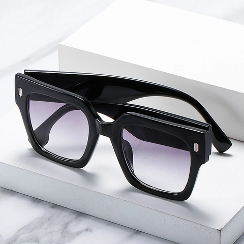 Retro Oversized Square Sunglasses For Women Men PC Frame UV400 Protection Gradient Lens Fashion Outdoor Travel
