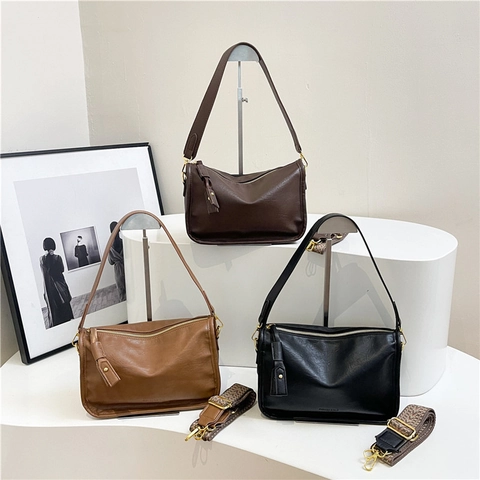 Minimalist PU Leather Crossbody Bag For Women Retro Korean Style Wide Strap Shoulder Bag Solid Color Square Handbag