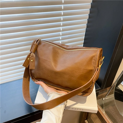 Minimalist PU Leather Crossbody Bag For Women Retro Korean Style Wide Strap Shoulder Bag Solid Color Square Handbag