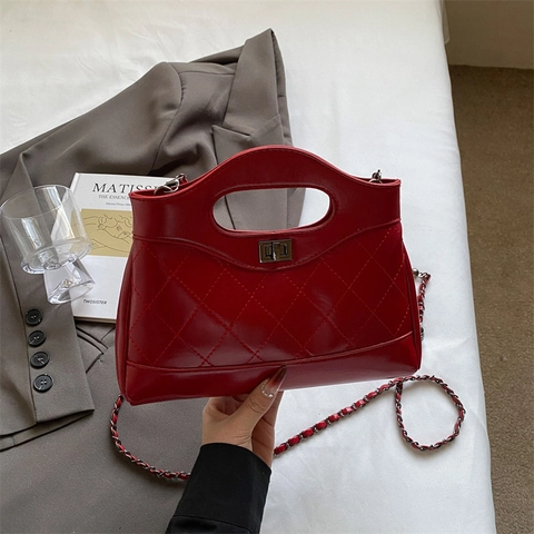 Quilted PU Leather Handbag With Metal Chain Strap And Turn Lock Cut-Out Handle Versatile Shoulder Baguette Crossbody Bag