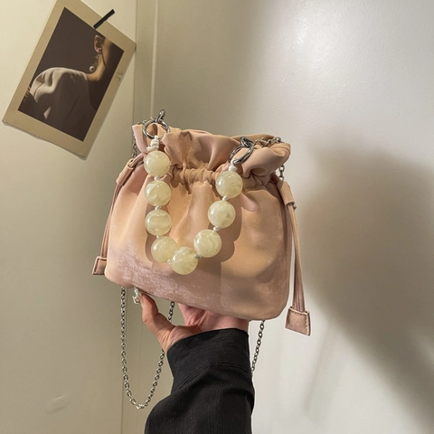 Dames Beaded Trekkoord Emmer Tas PU Leer Zilveren Metalen Ketting Schouder Crossbody Handtas Elegant Minimalistisch