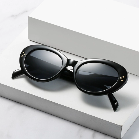 Occhiali Da Sole Ovali Cat Eye Per Donna Protezione UV400 Montura PC Rivetti Vintage Moda Tendenza