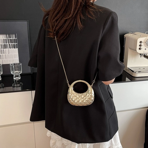 Women Quilted Acrylic Evening Bag Metallic Glossy Mini Clutch With Chain Strap Round Handle Chic Shell Shape