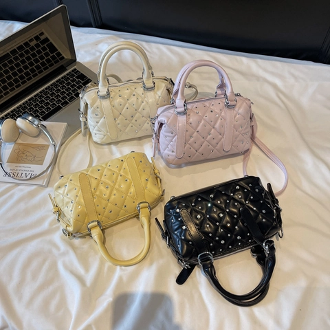 Sac À Main Boston Matelassé Femmes Cuir PU Strass Orné Motif Diamant Sac Bandoulière Élégant Mode Luxe