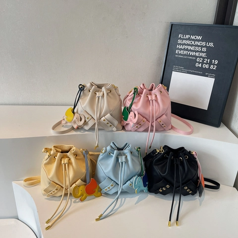 Women Litchi Grain PU Leather Bucket Bag Drawstring Shoulder Crossbody Bag With Elephant Charm