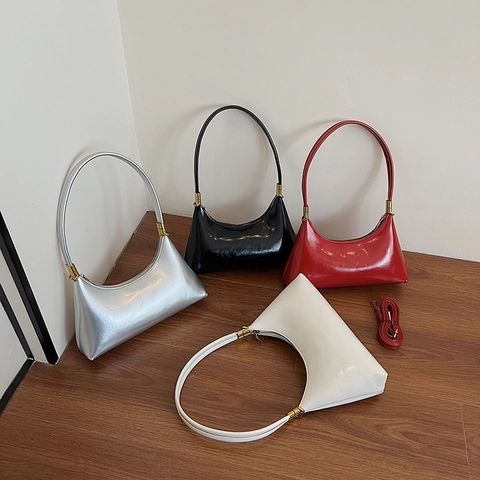 Damen Glänzende PU Leder Halbmond Schultertasche Französisch Retro Achseltasche Hobo Tasche Mit Goldener Hardware Schick