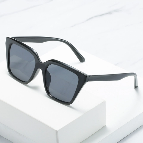 Occhiali Da Sole Quadrati Oversize Retro Montatura PC Protezione UV400 Moda Tendenza Occhiali Per Donne Uomini