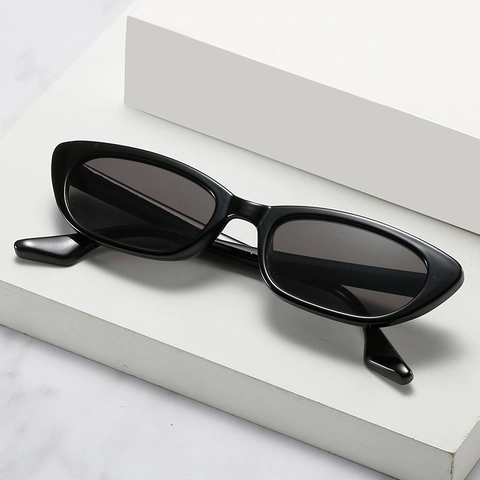 Cat Eye Sunglasses Retro Narrow Frame UV400 Protection Anti Glare Lightweight PC Material Vintage Fashion Eyewear