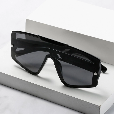 Oversized Shield Sunglasses UV400 One Piece Lens PC Frame With Faux Leather Textured Temples Fashion Eyewear Unisex