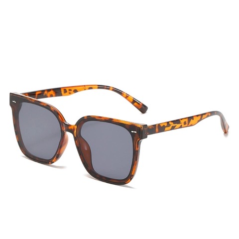 Oversized Square Sunglasses PC Frame UV400 Protection Retro Large Frame Fashion Eyewear For Women Men
