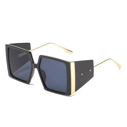 Fashion Oversized Square Sunglasses For Women Men PC Frame Metal Temples UV400 Protection Retro Rivet Decor Eyewear