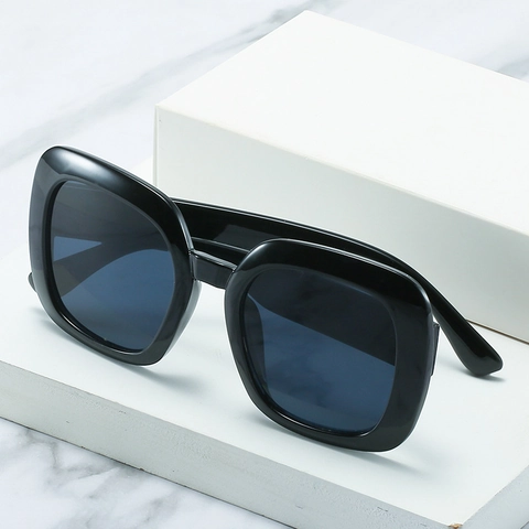 Lunettes De Soleil Carrées Surdimensionnées Femmes Monture PC Paillettes Mode Tendance Protection UV400 Verres Dégradés Style Rétro