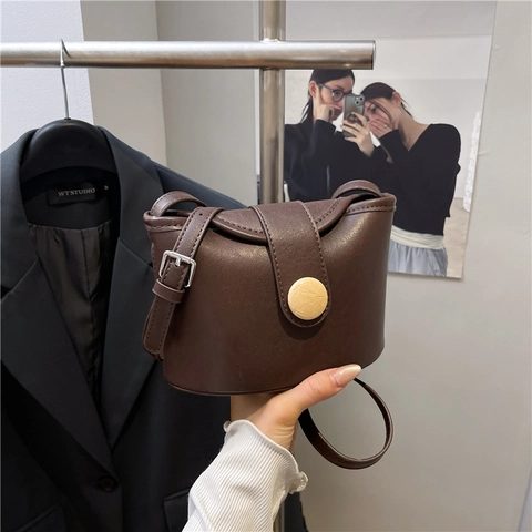 Women PU Leather Crossbody Bucket Bag With Decorative Round Buckle Adjustable Strap Versatile Casual Solid Color Handbag