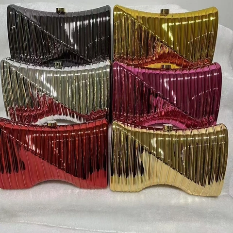 Women Acrylic Evening Clutch Bag Metallic Pleated Texture Hard Shell Purse With Chain Strap For Party Prom Wedding