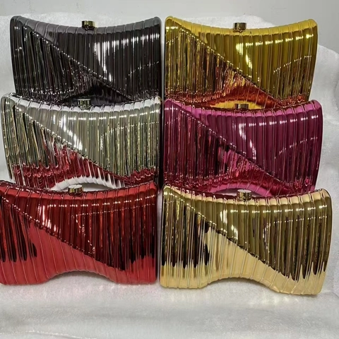 Women Acrylic Evening Clutch Bag Metallic Pleated Texture Hard Shell Purse With Chain Strap For Party Prom Wedding