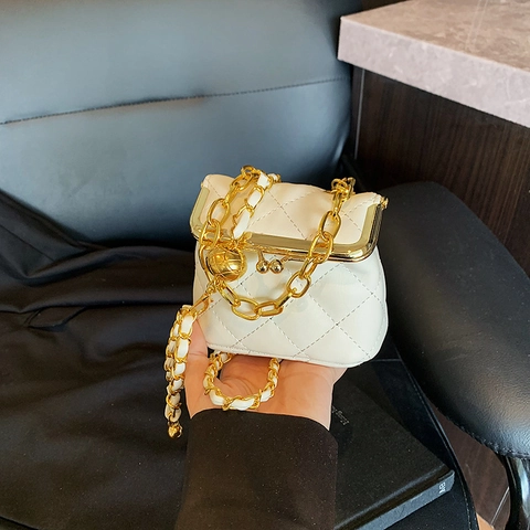 Mini Crossbody Bag Quilted PU Leather Kiss Lock Vintage Style Metal Chain Strap Women Fashion Small Purse