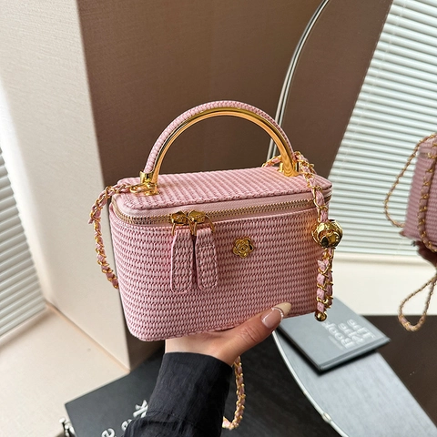 Retro Gewebte Box Handtasche Mit Kamelienblüte Detail Metallgriff Kette Schultergurt Für Trendigen Alltag