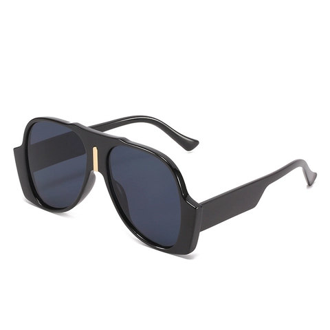 Oversized Retro Sunglasses For Women PC Frame UV400 Protection Fashion Square Eyewear With Gold Bridge Detail
