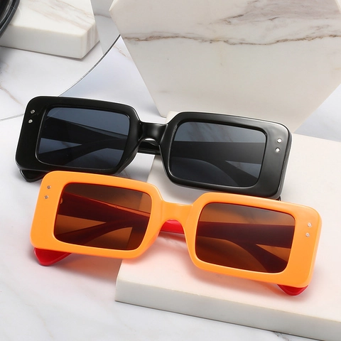Small Rectangle Sunglasses Retro Hip Hop Punk Style UV400 Protection PC Frame AC Lenses With Silver Rivets Unisex