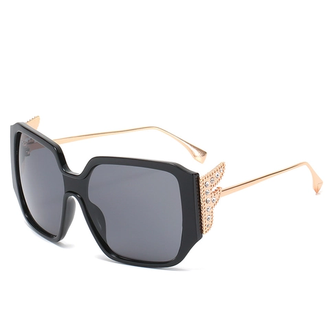 Oversized Square Sunglasses Rhinestone Wing Decor Metal Temples UV400 Protection Fashion Gradient Lens For Women Vintage